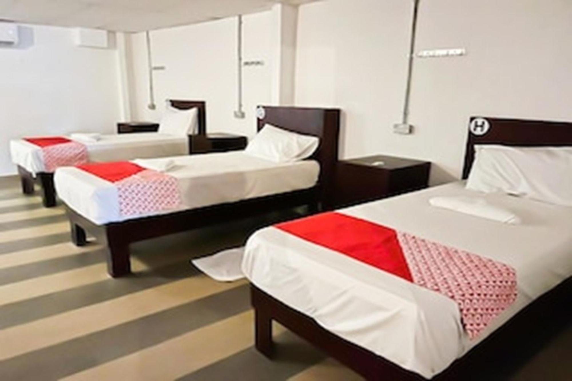 Super Oyo 90572 J Hotel Masjid India Куала-Лумпур Екстер'єр фото